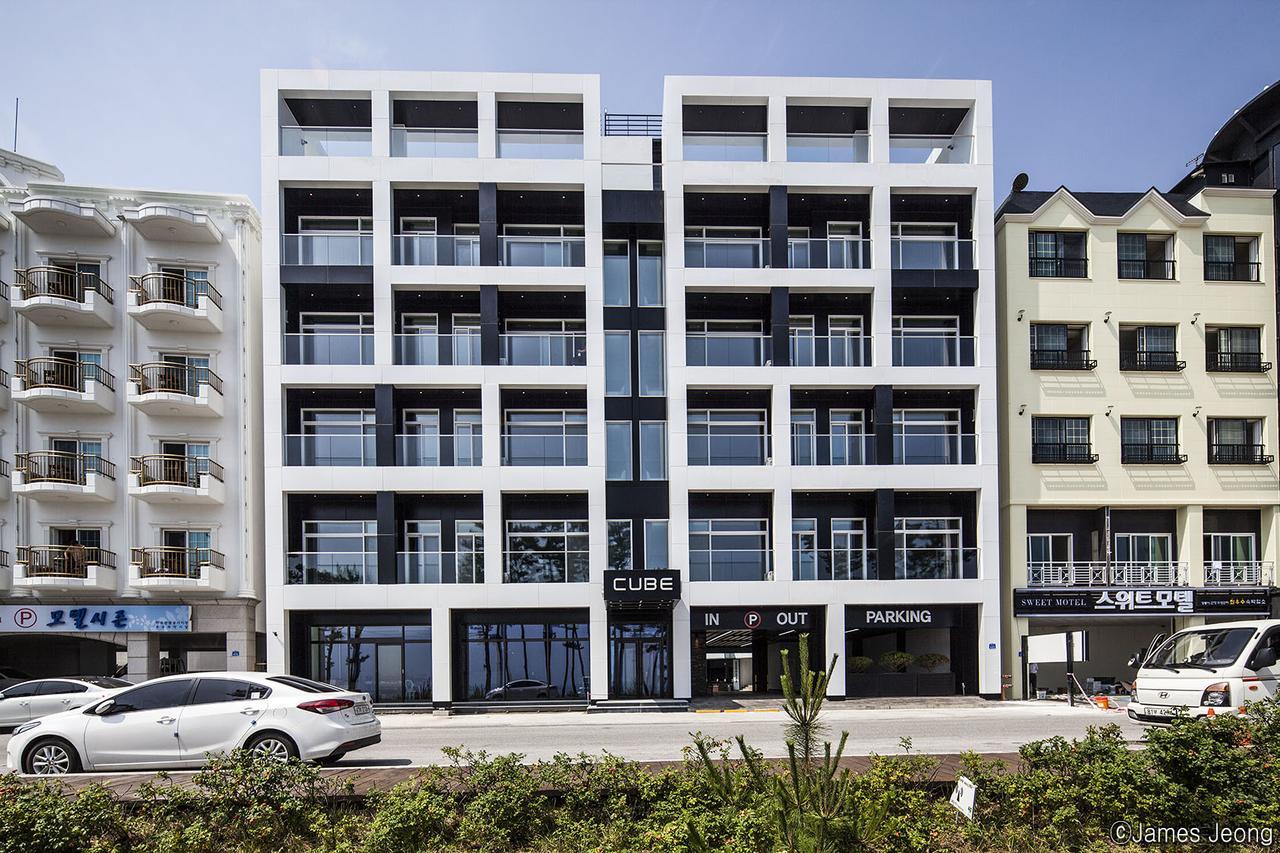 Gangneung Gyeongpodae Hotel Cube Exterior photo